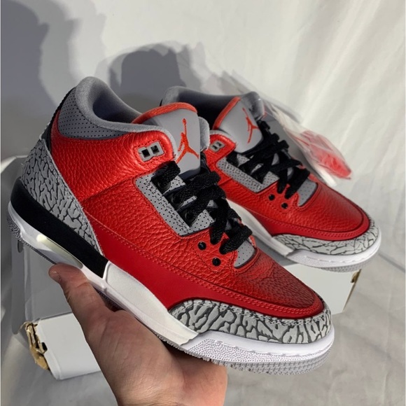 Jordan 3 Retro SE Fire Red Cement Shoes New Without Box Womans 7.5 - Picture 5 of 5